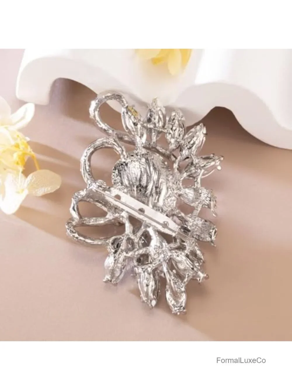 Leaf Rhinestone Statement Brooch Pin Dress Jewelry Accessory